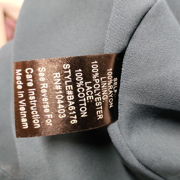 Blu Pepper | Floral Longline Tunic Blouse Top Size Small /Navy - Picture 16 of 16